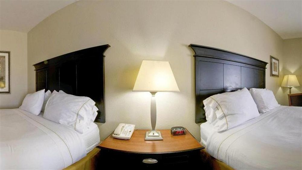 Holiday Inn Express Vernon College Area Highway 287 By Ihg Bagian luar foto